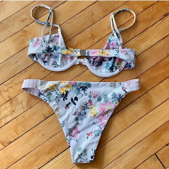 VDM floral bikini top & bottom - Picture 7 of 7
